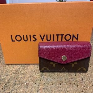 Authentic Louis Vuitton Sarah Multicartes Wallet